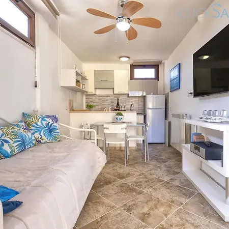 Villa Large Mediterranea In The Heart Of Coral Shore With Swimming Pool Large Garden With Palm Trees *